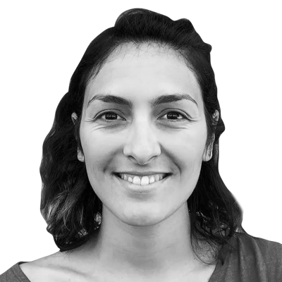 Photo portrait en noir et blanc de Violaine BLANC